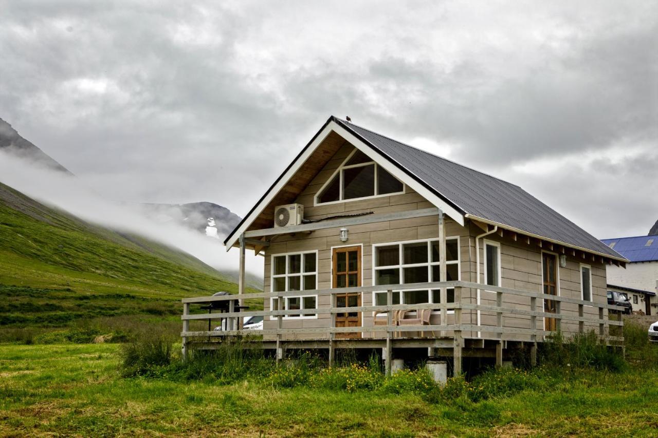 Korpudalur Hi Hostel Flateyri Екстериор снимка